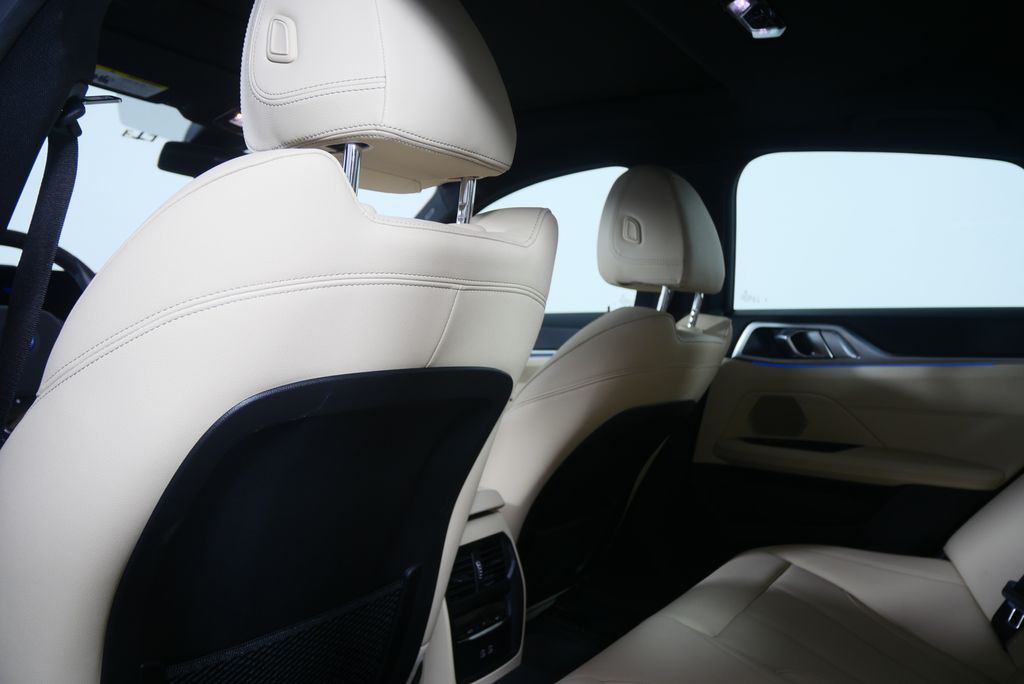 Thumbnail: 2024 BMW i4 - 17