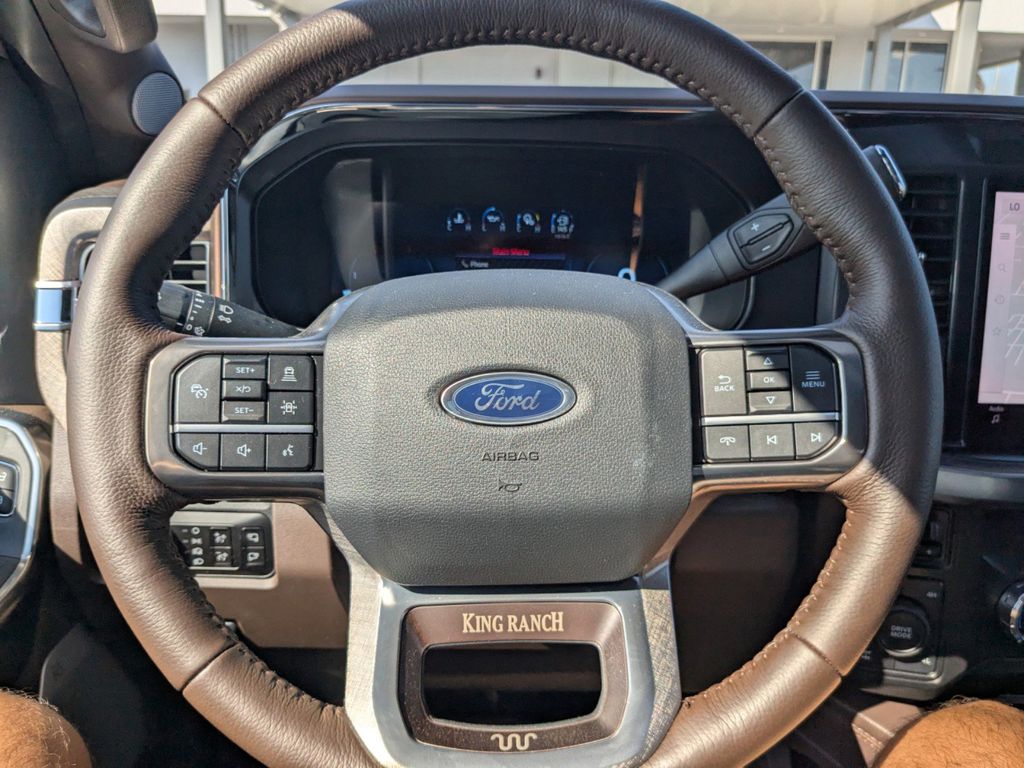 2026 Ford F-350 Super Duty Platinum