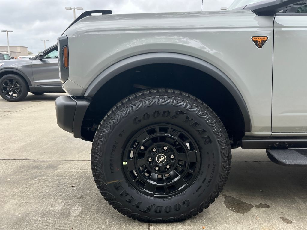 New 2026 White Ford Badlands image 12