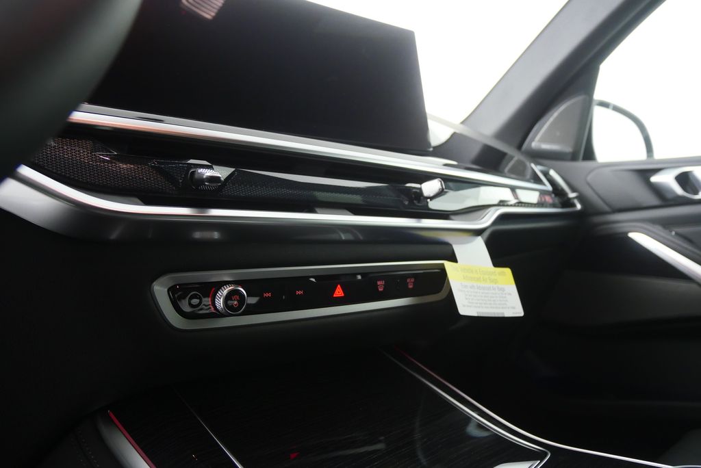 Thumbnail: 2026 BMW X5 - 21