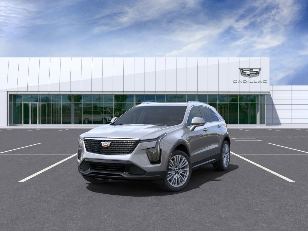 2025 Cadillac XT4 Premium Luxury 8