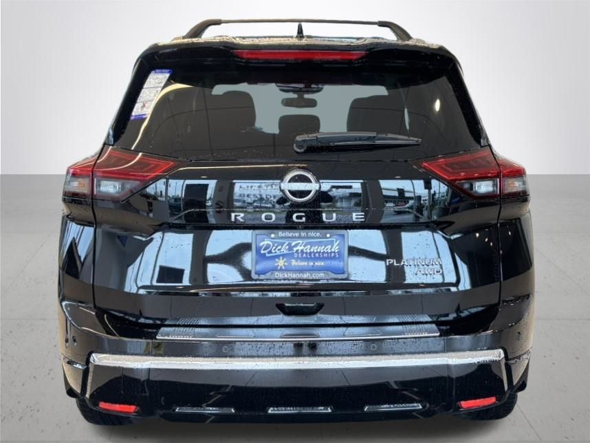 2025 Nissan Rogue Platinum