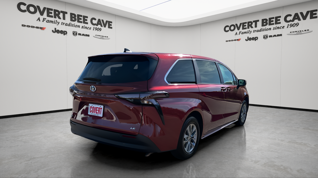 Used Car 2025 Toyota Sienna  Le For Sale Under $50,000 In Austin, Texas