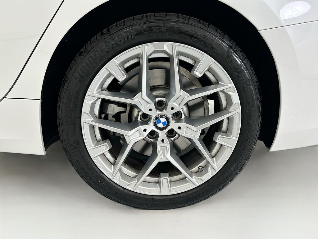 Thumbnail: 2025 BMW 3 Series - 30