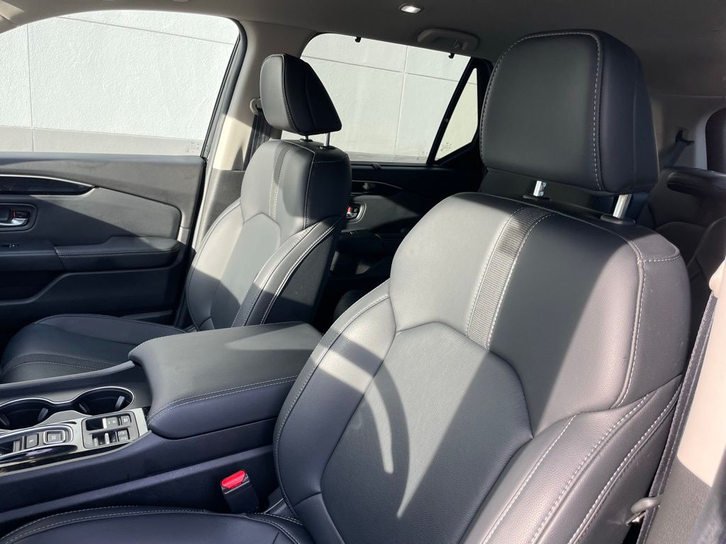 Thumbnail: 2025 Honda Pilot - 26