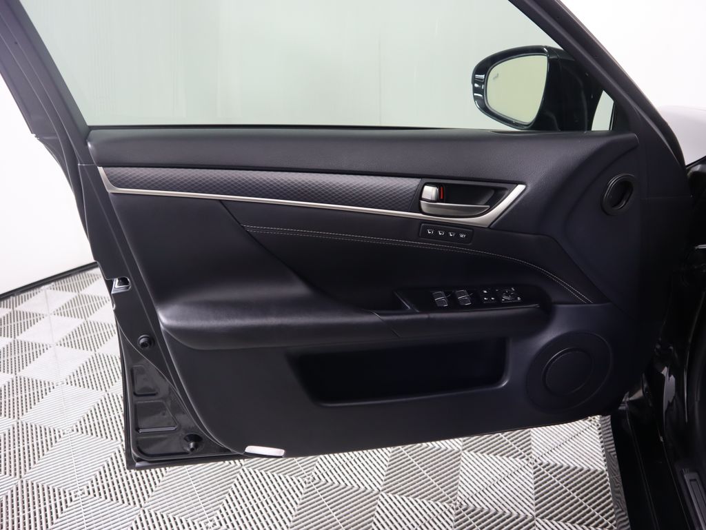 Thumbnail: 2017 Lexus GS - 25