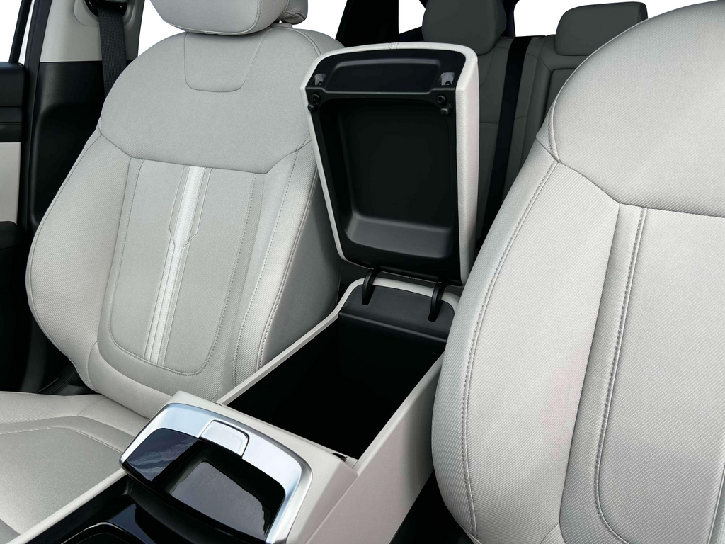 New 2026 Gray Hyundai SEL image 18