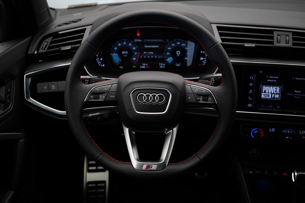 Thumbnail: 2025 Audi Q3 - 9