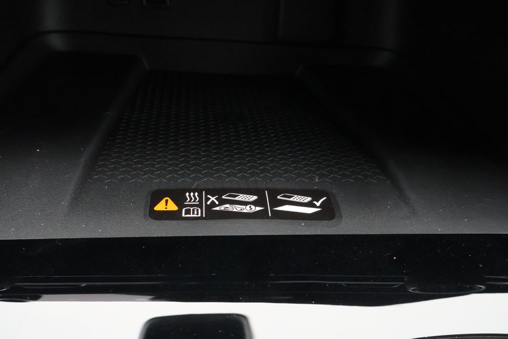 Thumbnail: 2026 Chevrolet Traverse - 32