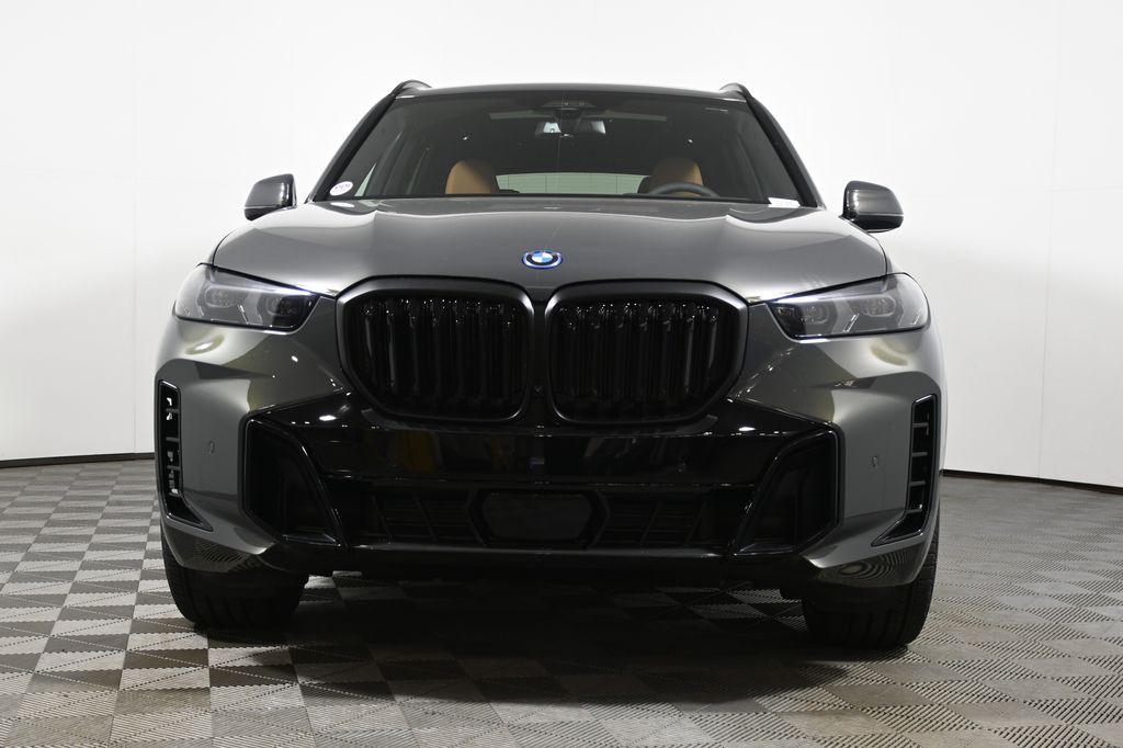 Thumbnail: 2026 BMW X5 - 10