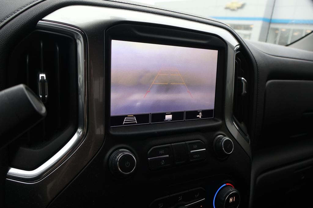 Thumbnail: 2020 Chevrolet Silverado 1500 - 24