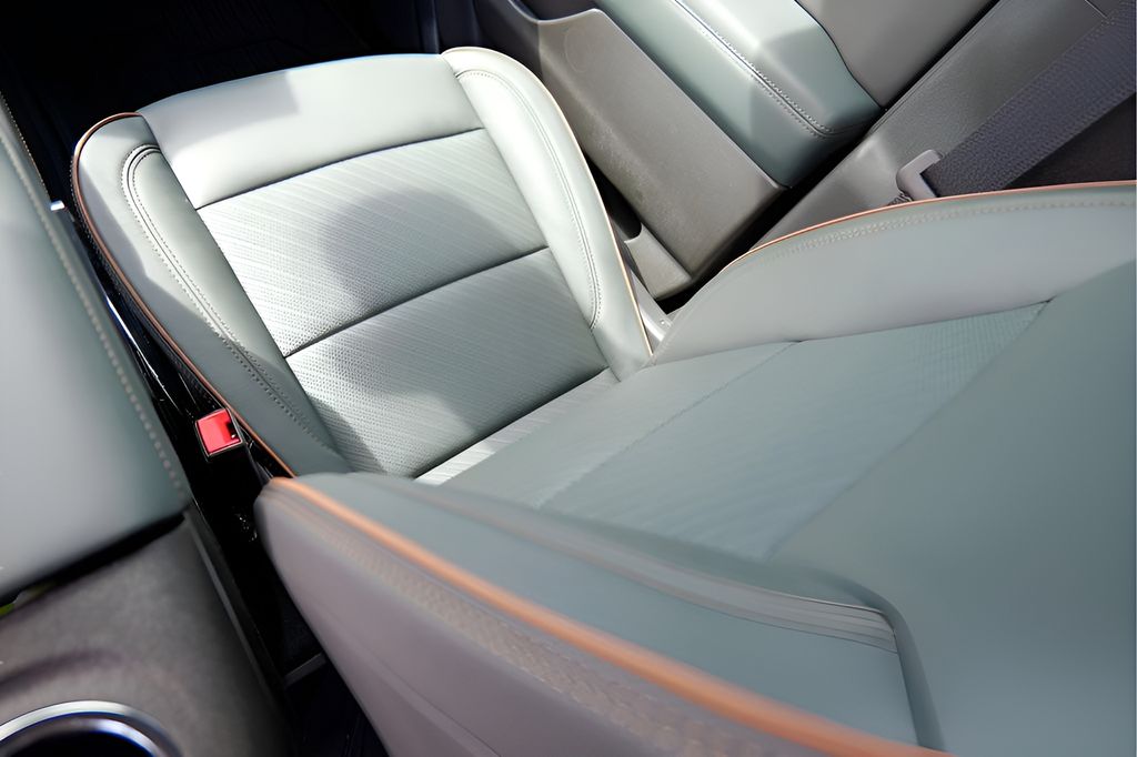 New 2026 Green GMC AT4 image 27