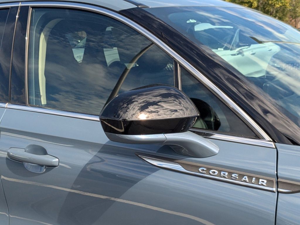 2025 Lincoln Corsair Premiere