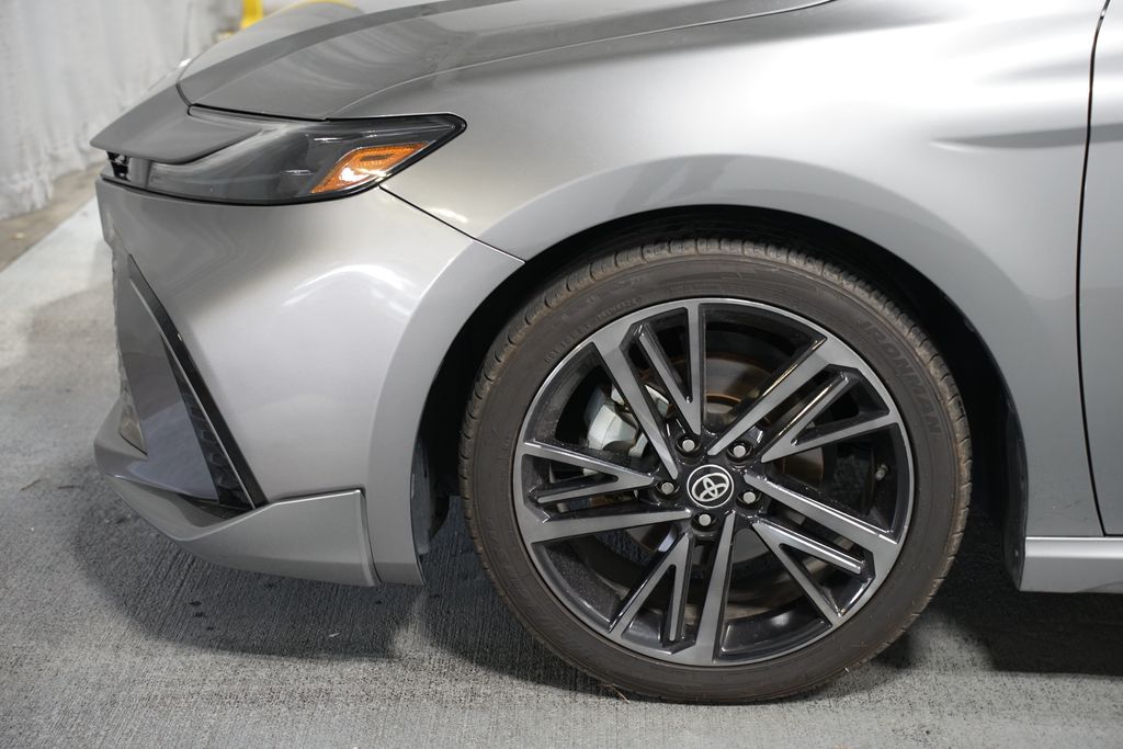 Thumbnail: 2025 Toyota Camry - 5