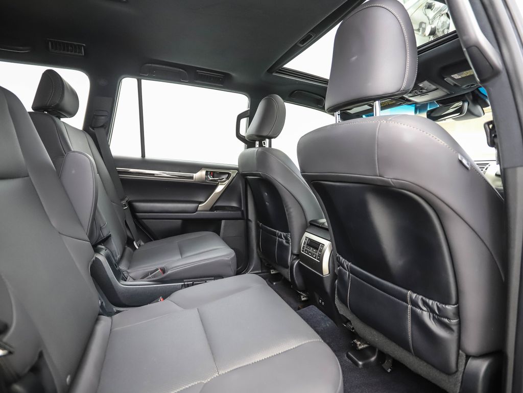 2021 Lexus GX 460 23