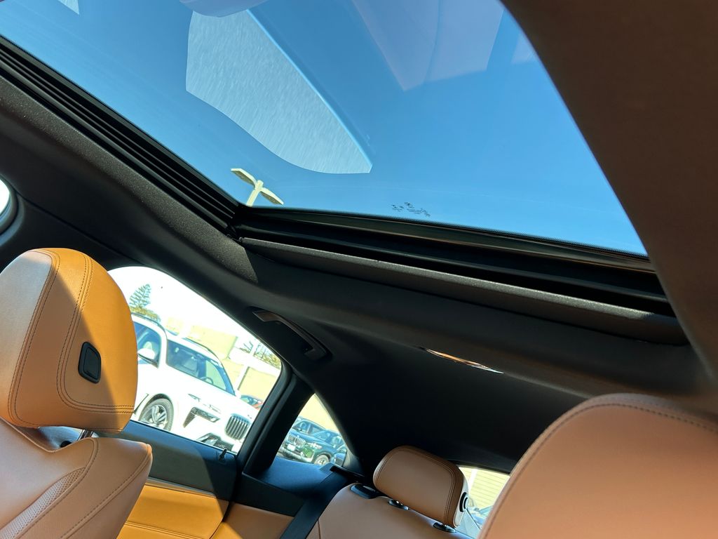 2022 BMW i4 eDrive40 16