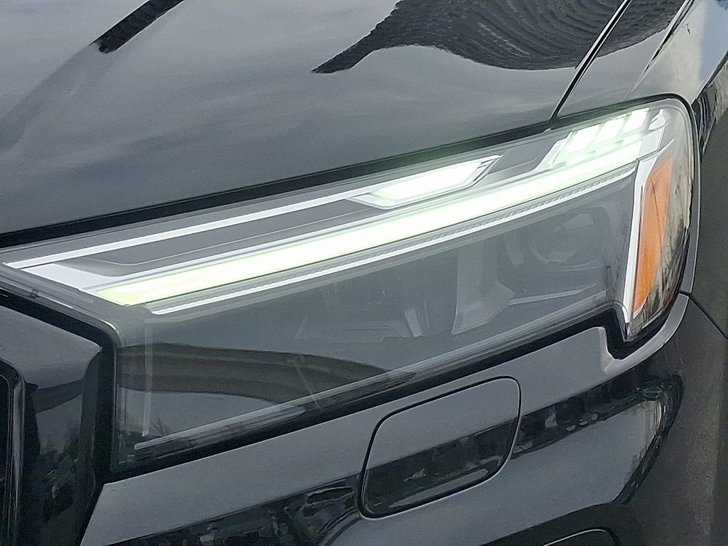 Thumbnail: 2026 Audi Q7 - 6