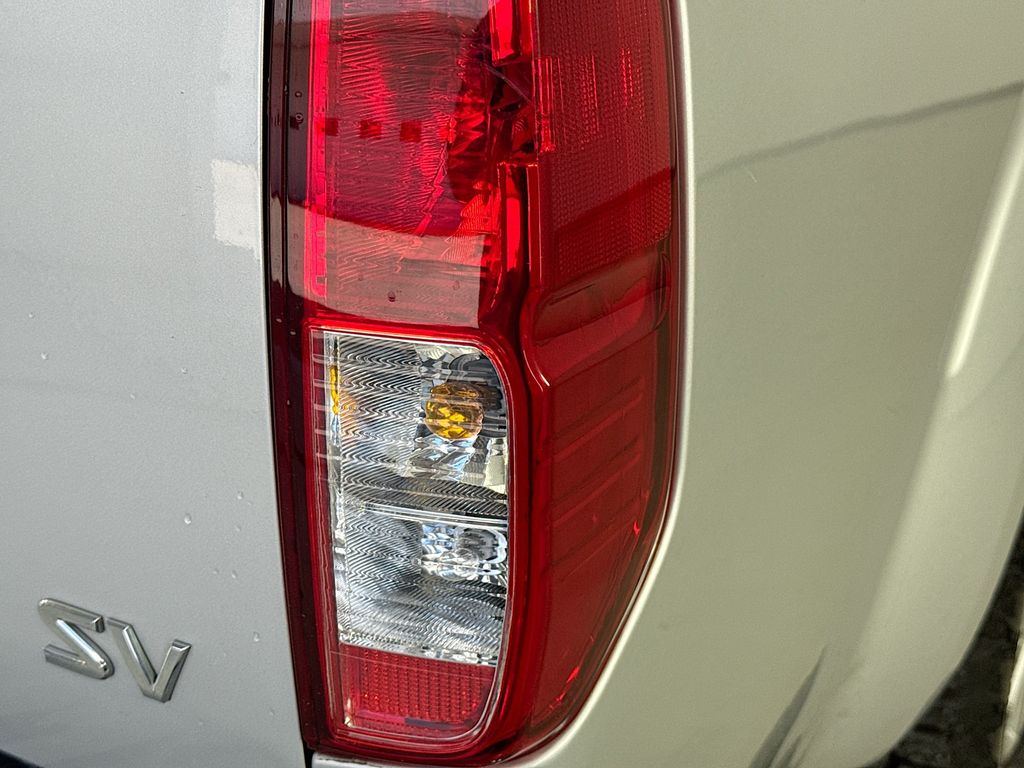 Used Car 2015 Nissan Frontier  Sv For Sale Under $15,000 In Austin, Texas