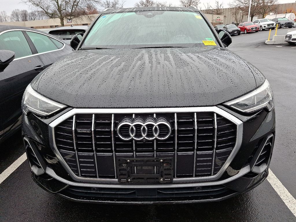 Thumbnail: 2020 Audi Q3 - 2