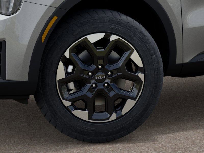 new 2026 Kia Sorento car, priced at $33,789