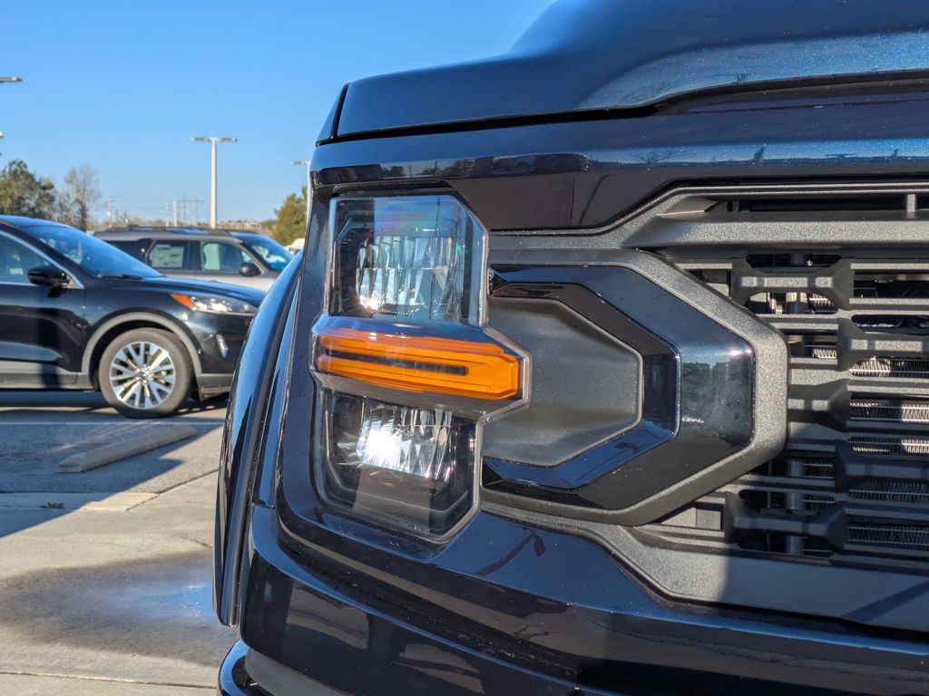 2026 Ford F-150 Black Widow