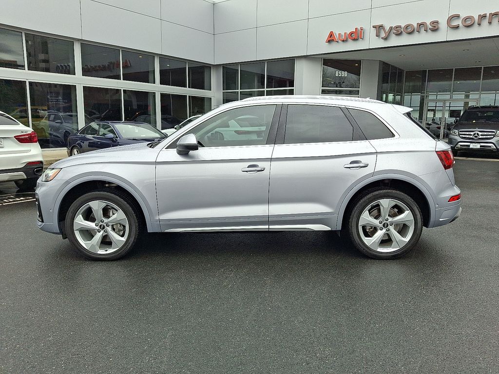 Thumbnail: 2021 Audi Q5 - 7