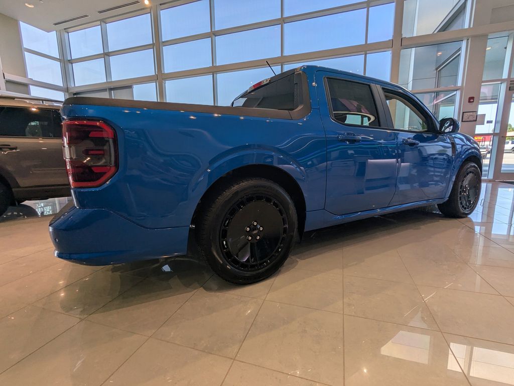 2025 Ford Maverick Lobo