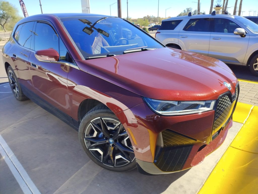 Thumbnail: 2022 BMW iX - 3