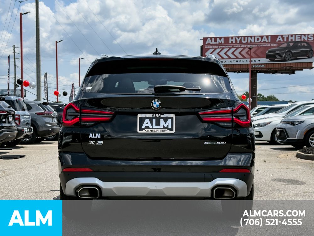 Used 2024 Black BMW sDrive30i image 5