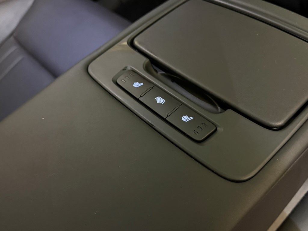 Thumbnail: 2018 Genesis G80 - 23