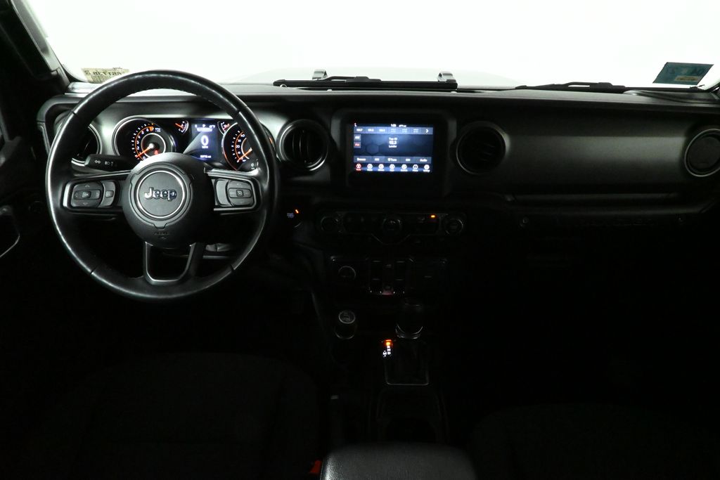 2022 Jeep Wrangler Unlimited Willys 17