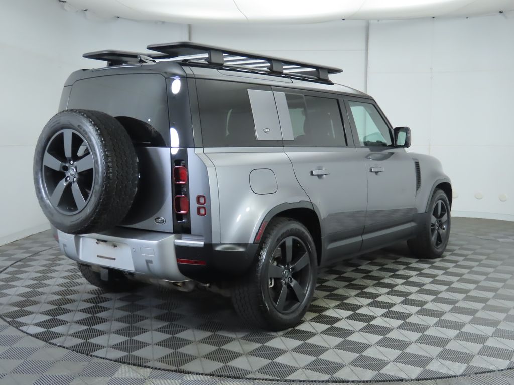 Thumbnail: 2022 Land Rover Defender - 5