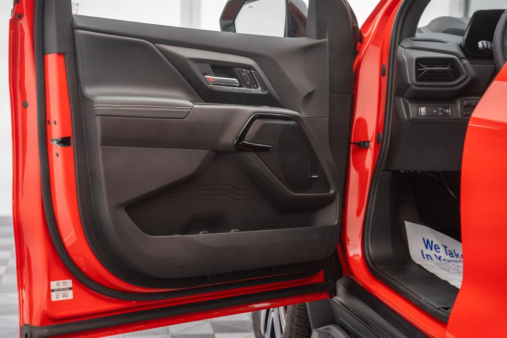 ChevroletSilverado EV36