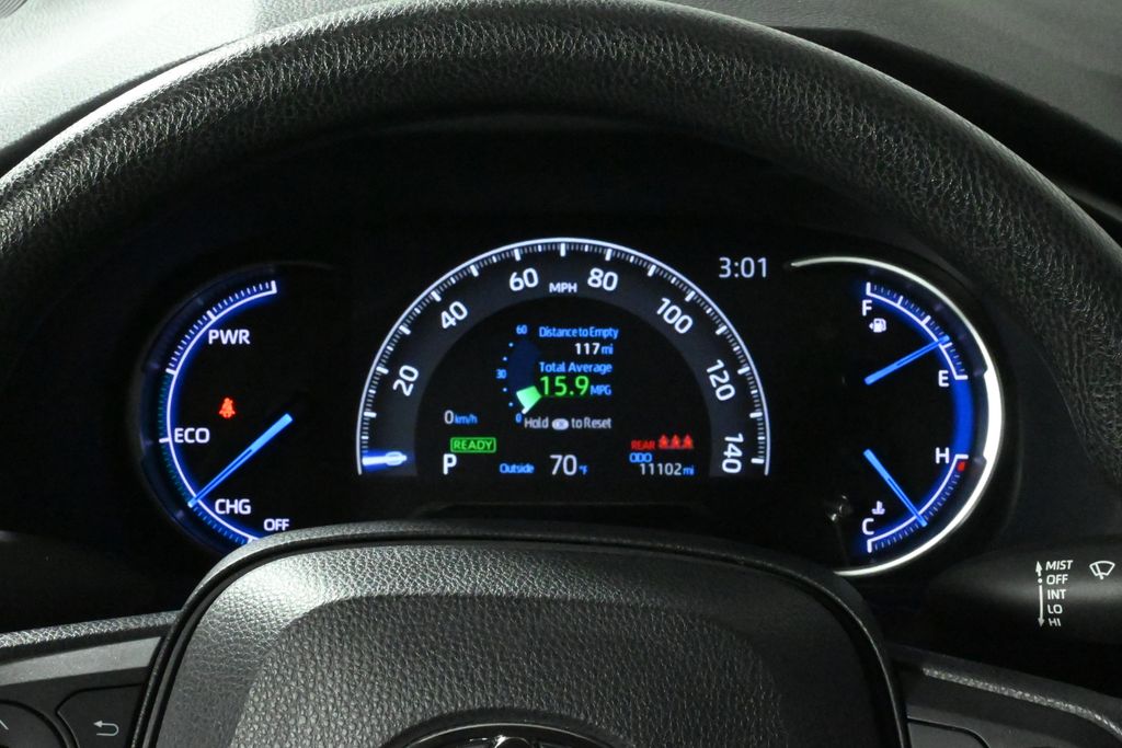 Thumbnail: 2023 Toyota RAV4 - 21