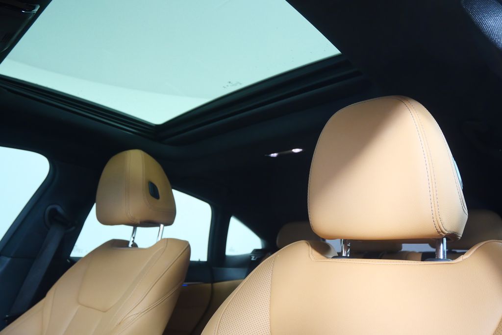 Thumbnail: 2023 BMW i4 - 13