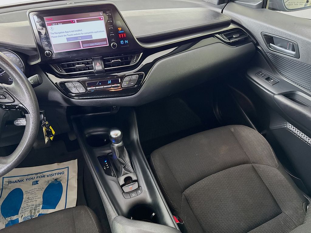 Used Car 2019 Toyota C-hr  Le For Sale Under $20,000 In Austin, Texas