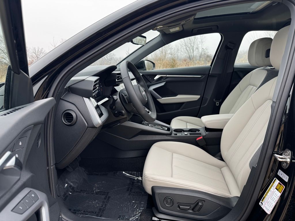 2025 Audi A3 2.0T Premium photo
