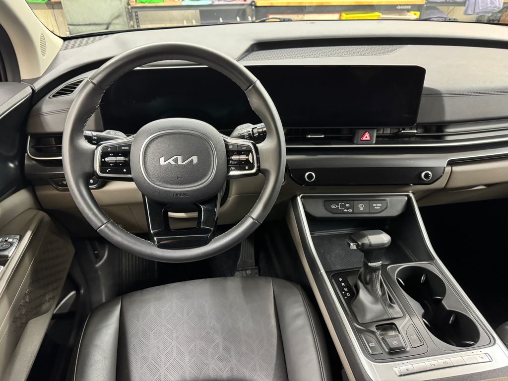 2025 Kia Carnival LXS