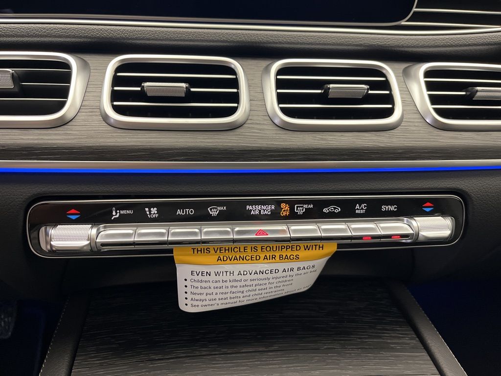 Thumbnail: 2026 Mercedes-Benz GLE - 19