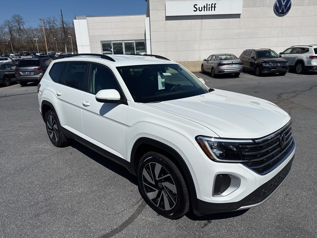 2025 Volkswagen Atlas 2.0T SE w/Technology White at Subaru and VW of Moon Township