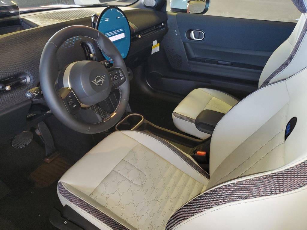 2026 MINI Hardtop 2 Door - Photo 12