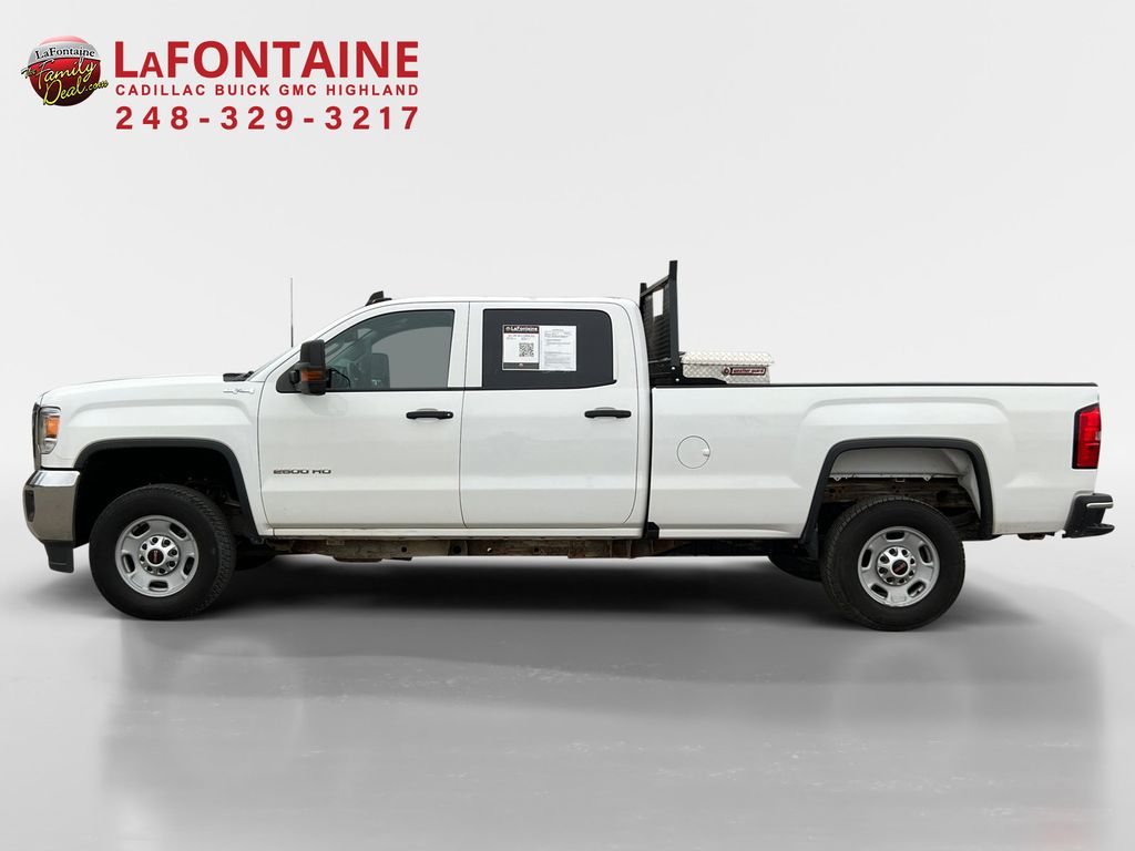 2017 GMC Sierra 2500HD Base 4