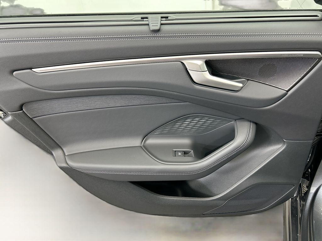 Thumbnail: 2026 Audi A6 - 26