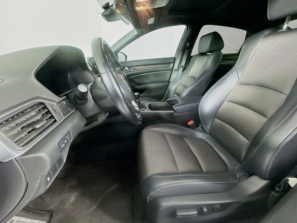 Used Car 2018 Honda Accord  Sport 2.0t For Sale In Austin, Texas