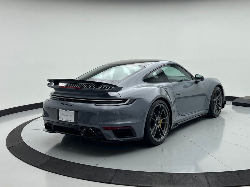 Thumbnail: 2024 Porsche 911 - 9