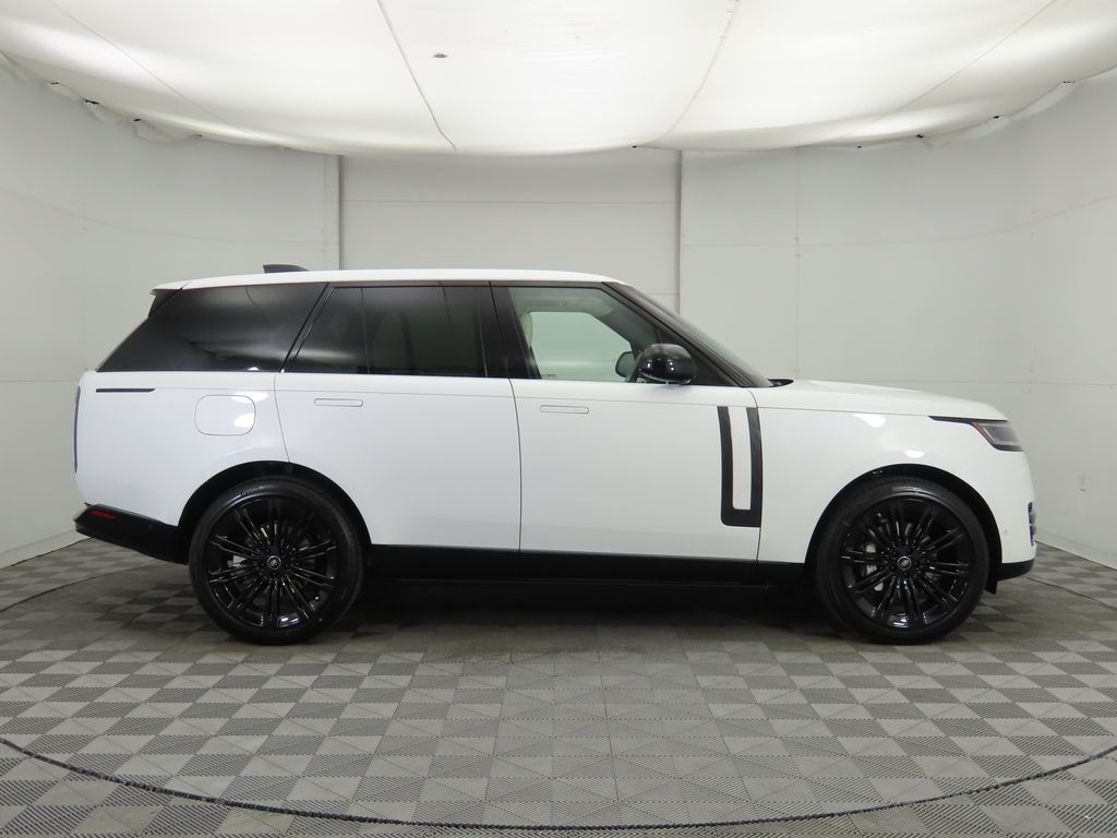 Thumbnail: 2025 Land Rover Range Rover - 4