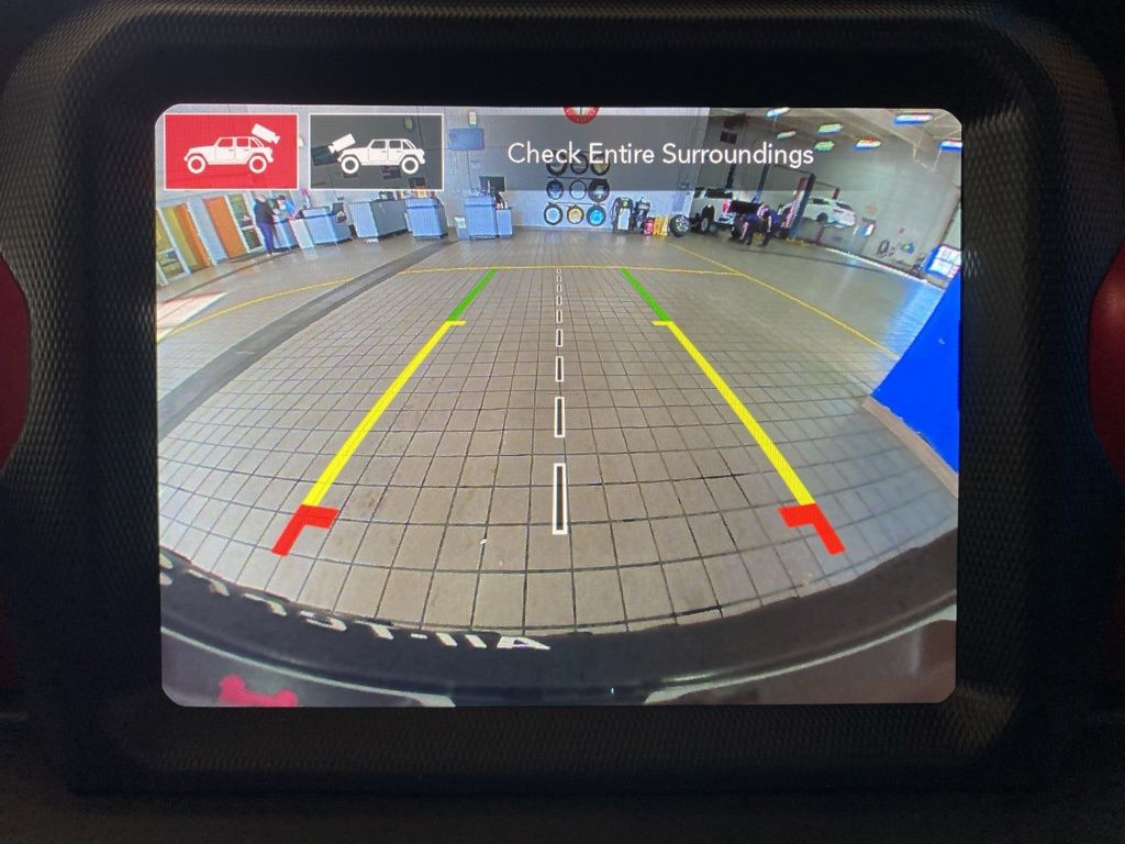 Used 2023 Gray Jeep Rubicon image 5