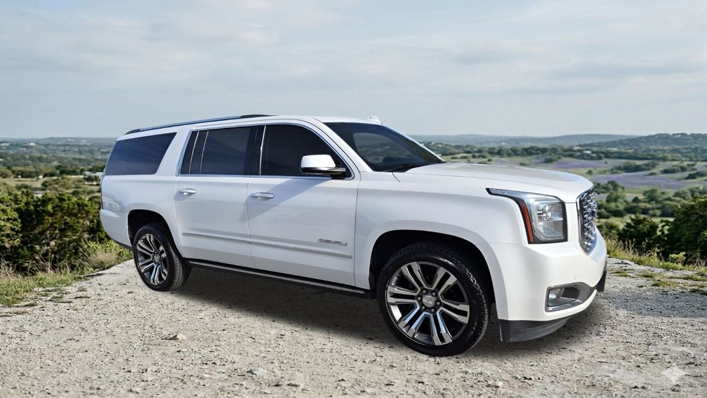 White Frost 2019 GMC Yukon XL Denali RWD SUV / Crossover 4X2