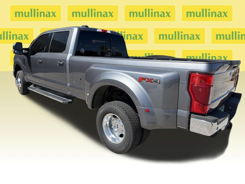 2021 Carbonized Gray Metallic Ford Super Duty F-350 DRW Lariat 4X4 Truck