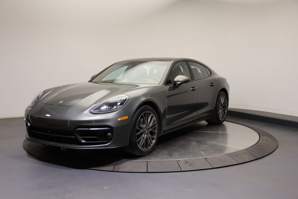 Thumbnail: 2022 Porsche Panamera - 1